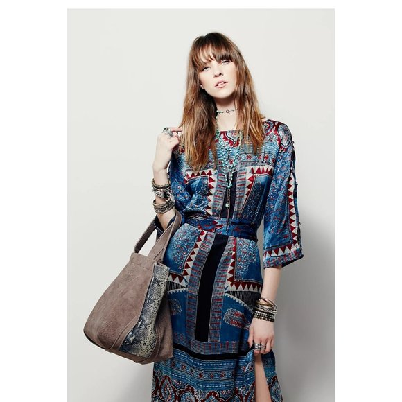 Free People Handbags - Free People West End Vegan Leather Tote